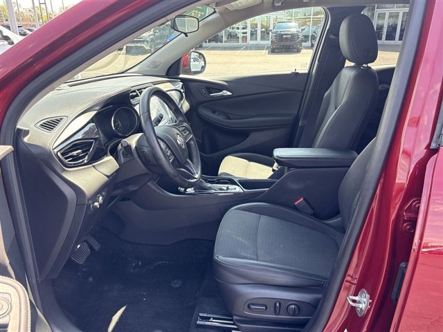 Certified 2021 Buick Encore GX Select w/ Sport Touring Package FWD image 18