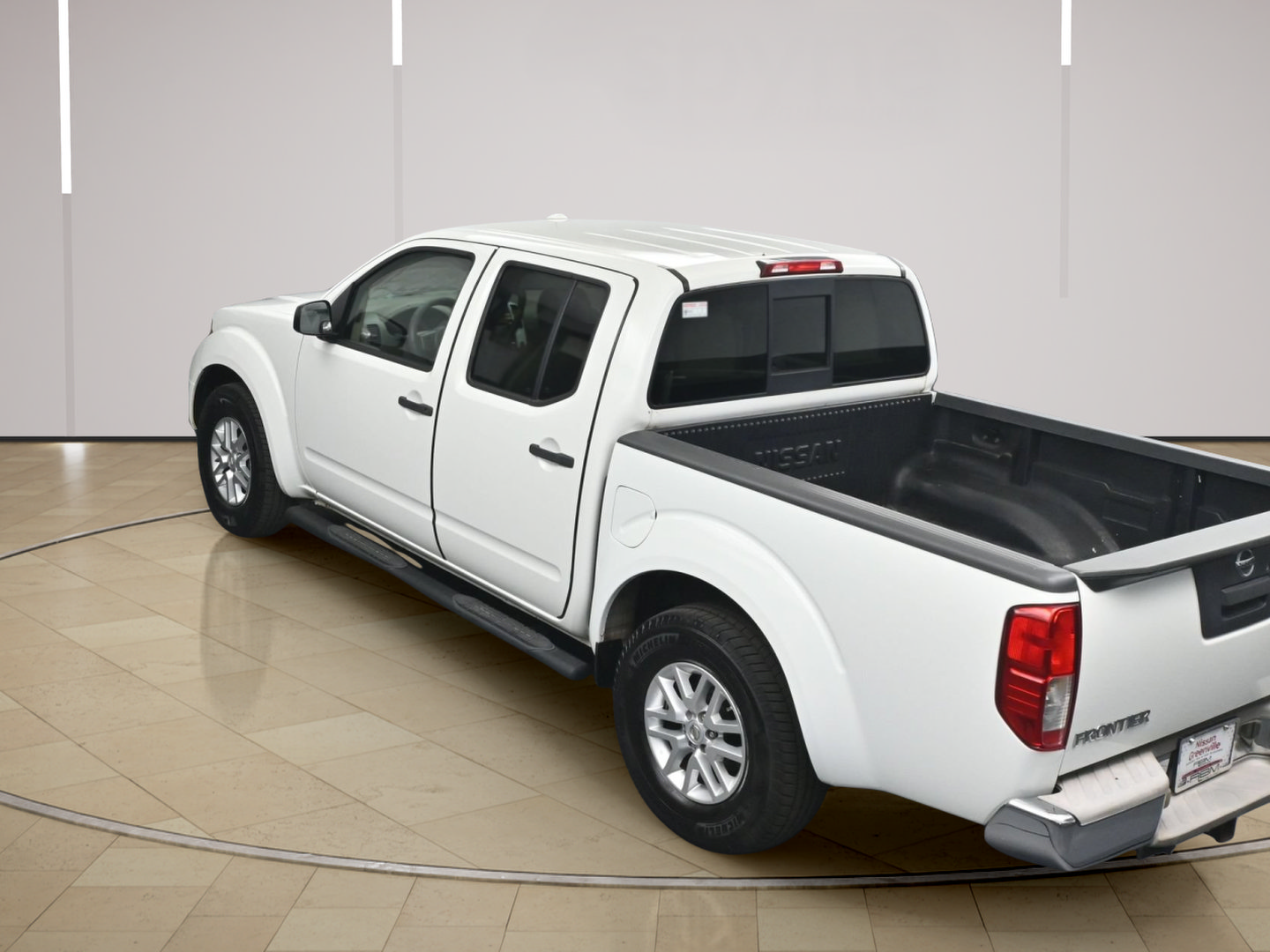 Used 2014 Nissan Frontier SV RWD image 32