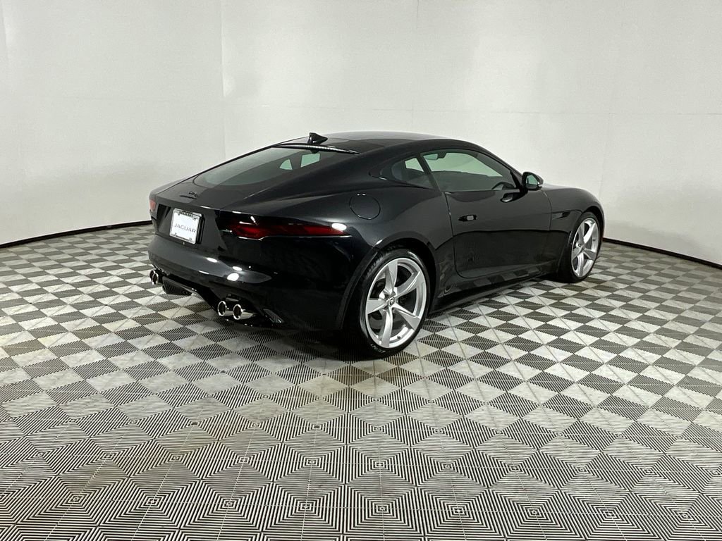 Used 2024 Jaguar F-TYPE R-Dynamic image 4