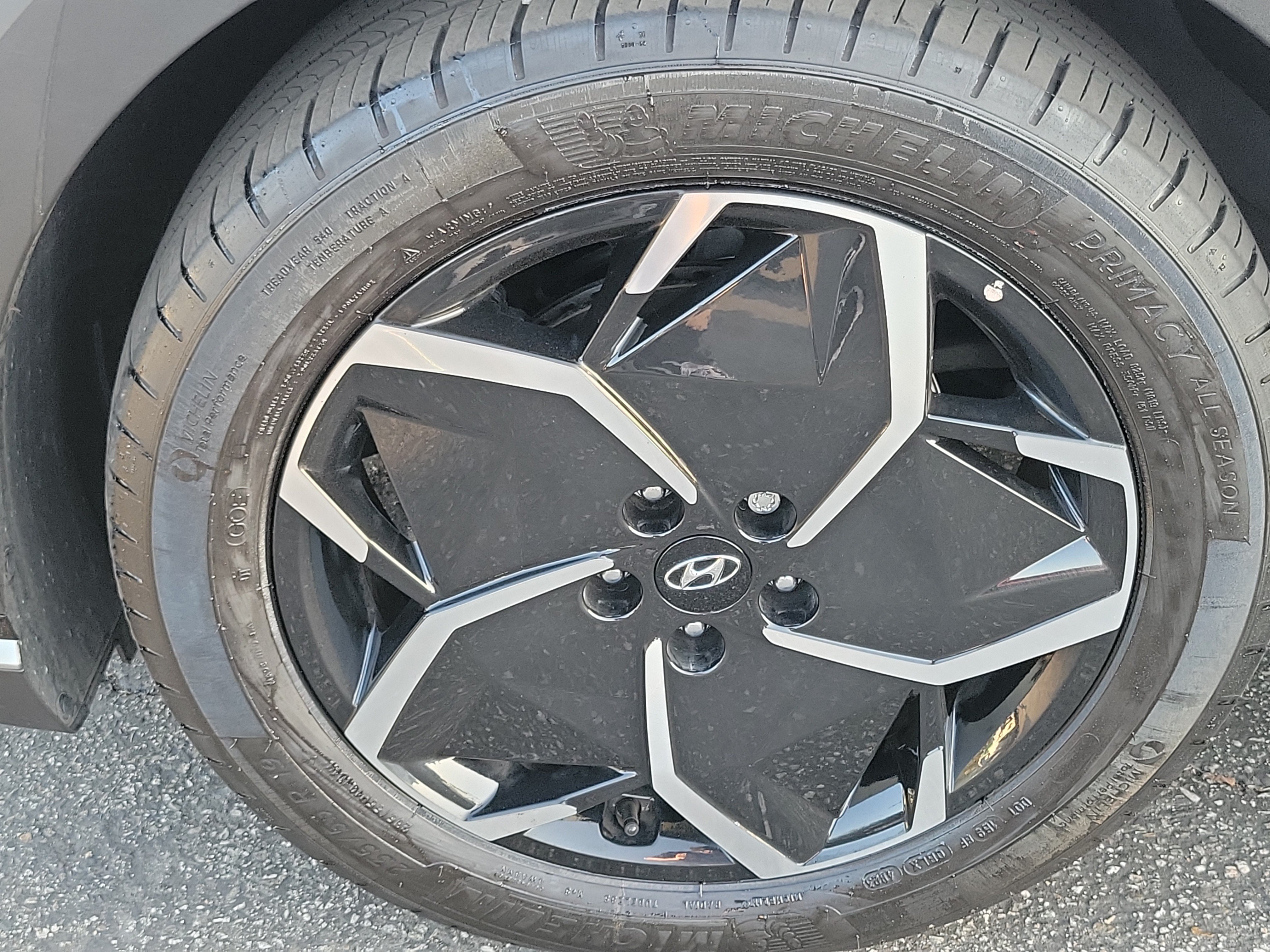 Certified 2024 Hyundai Ioniq 5 SEL RWD image 7