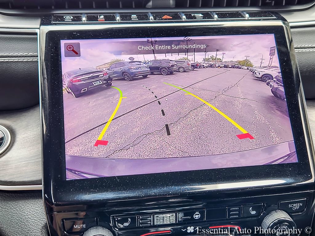 Used 2021 Jeep Grand Cherokee L Limited w/ Trailer Tow Group (B) AWD/4WD image 16