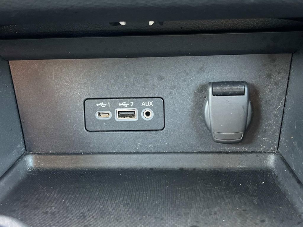 Certified 2021 Nissan Sentra SR image 35