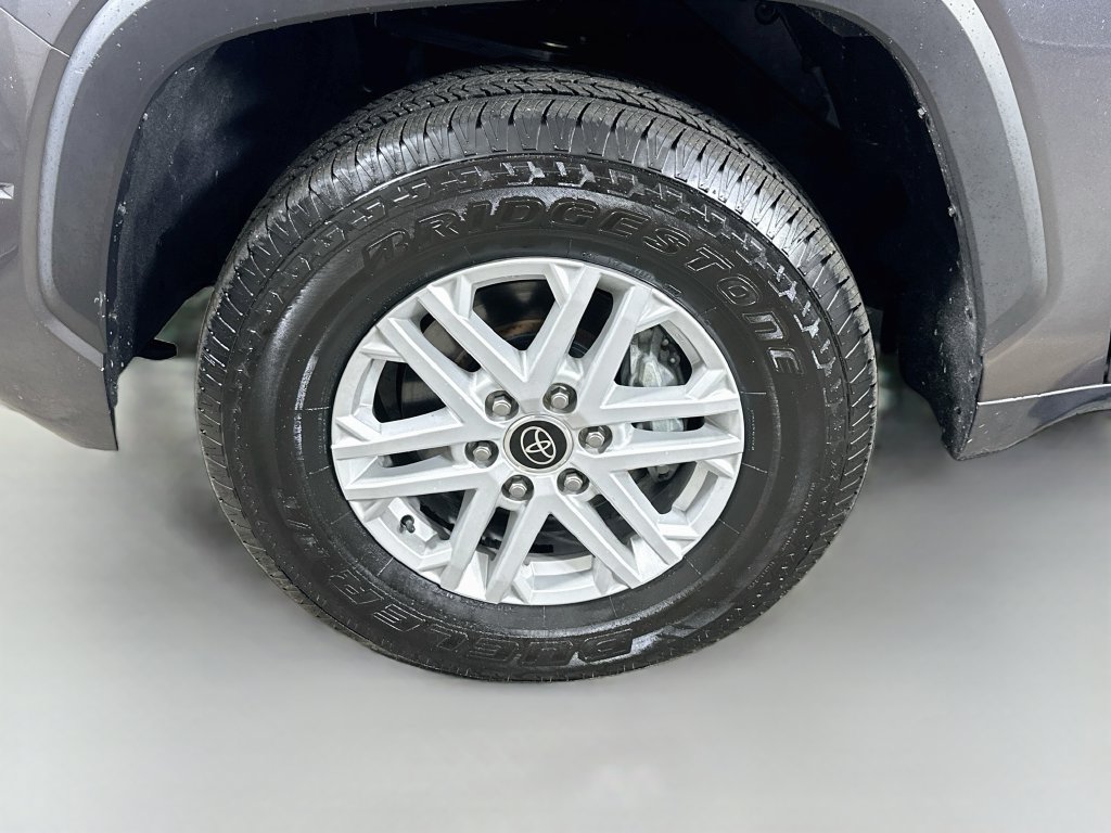 Used 2023 Toyota Tundra SR5 w/ SR5 Premium Package RWD image 8