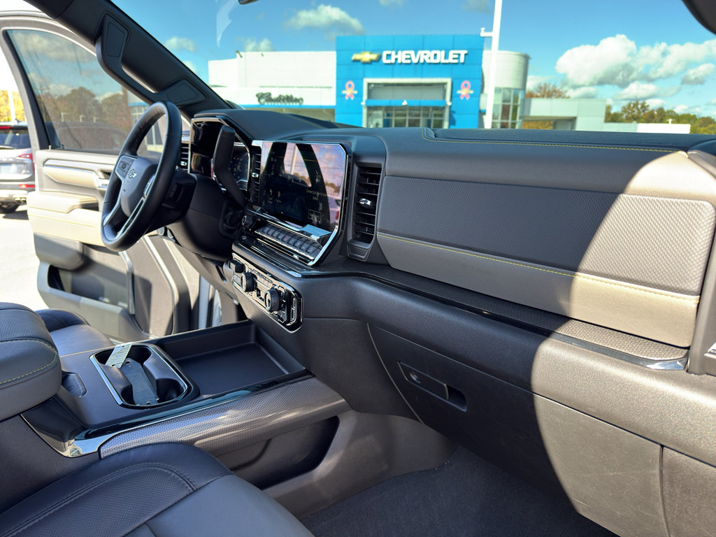 Used 2024 Chevrolet Silverado 2500 ZR2 image 33