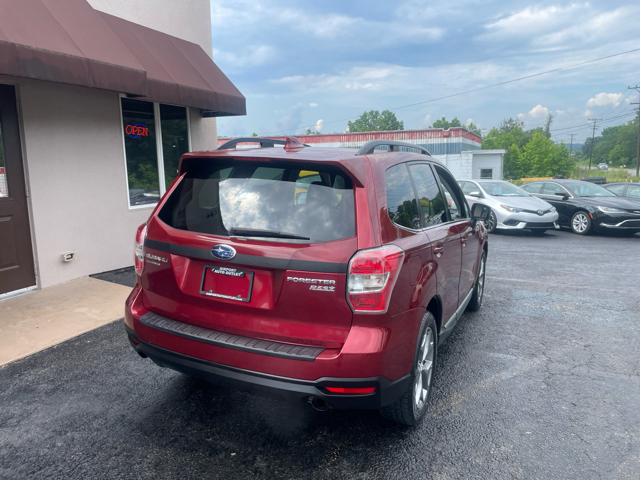 Used 2016 Subaru Forester 2.5i Touring w/ Eyesight & Navigation System image 6
