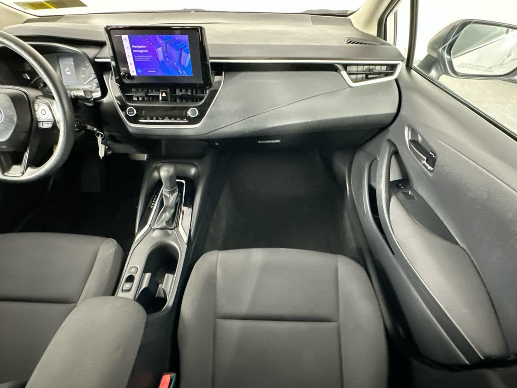 Used 2023 Toyota Corolla LE FWD image 11