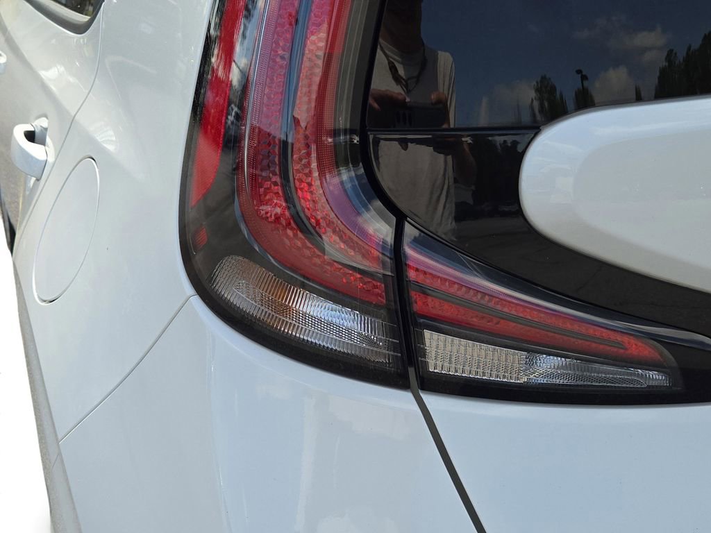 Certified 2023 Kia Soul LX image 13