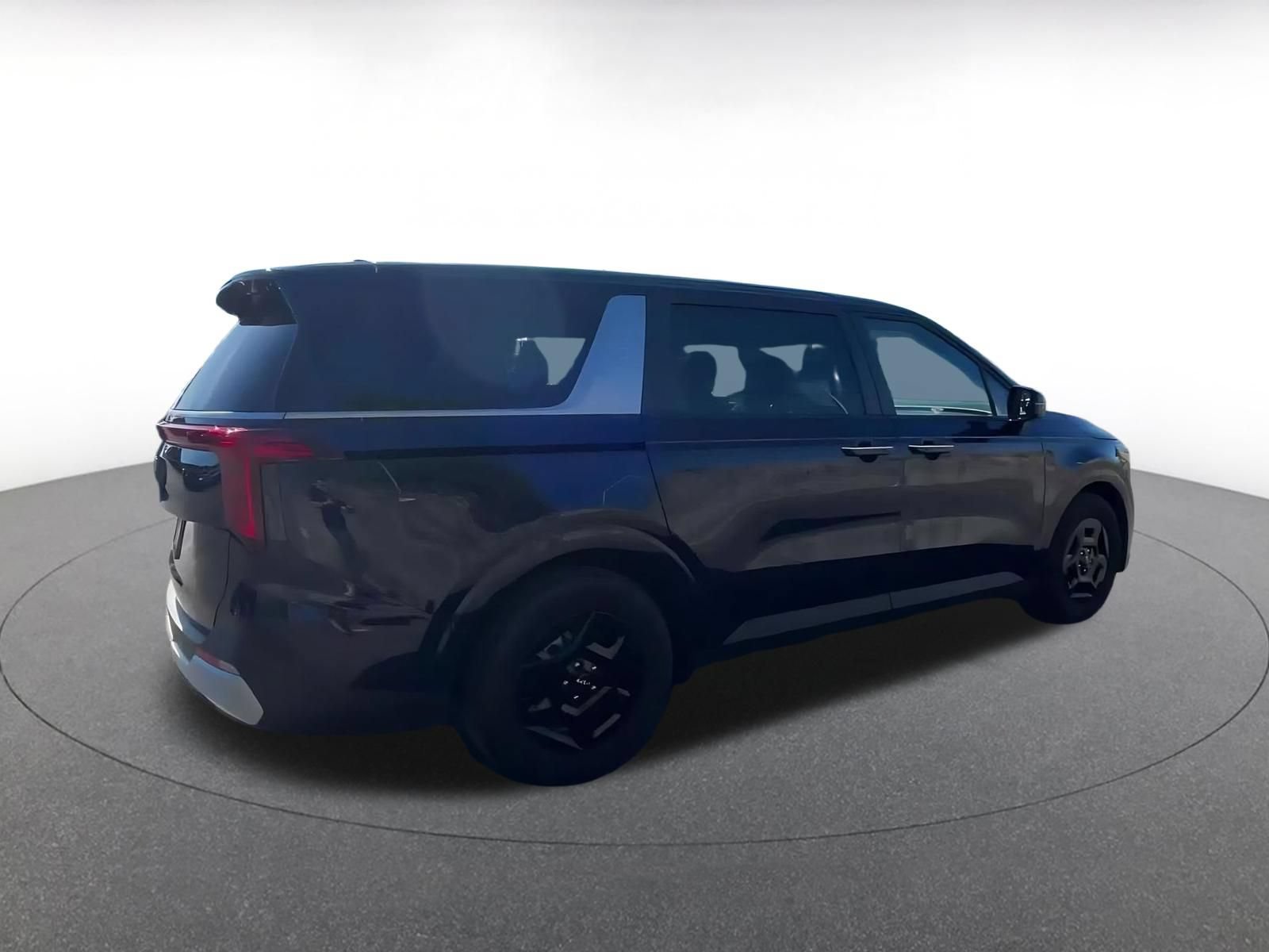 Used 2026 Kia Carnival FWD image 15