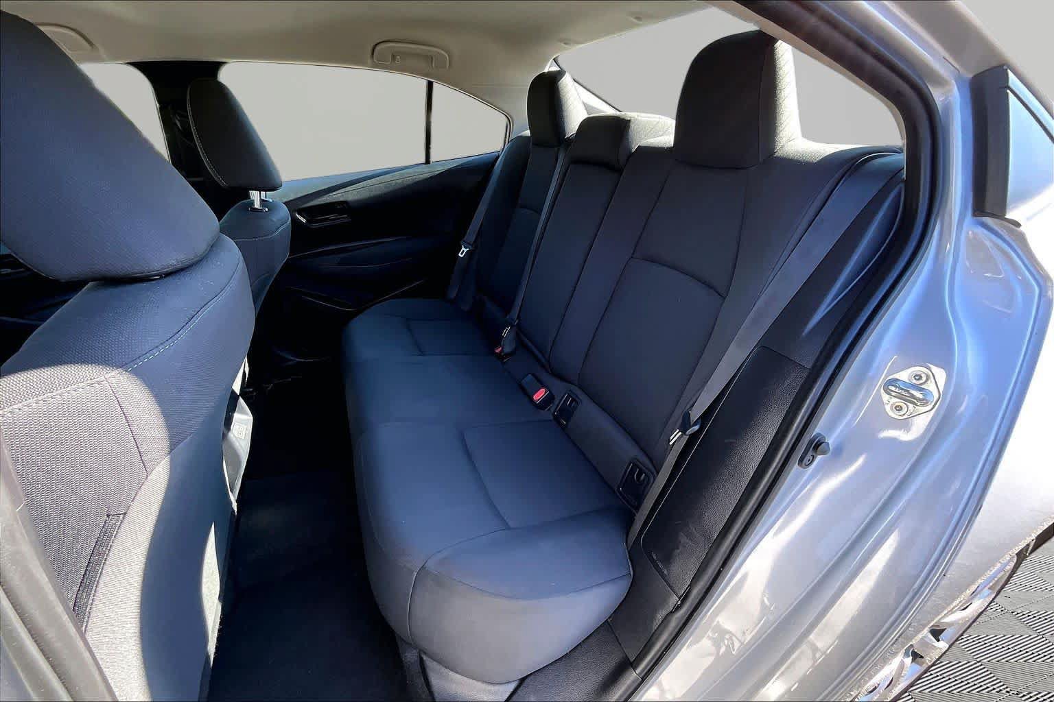 Used 2024 Toyota Corolla LE FWD image 21