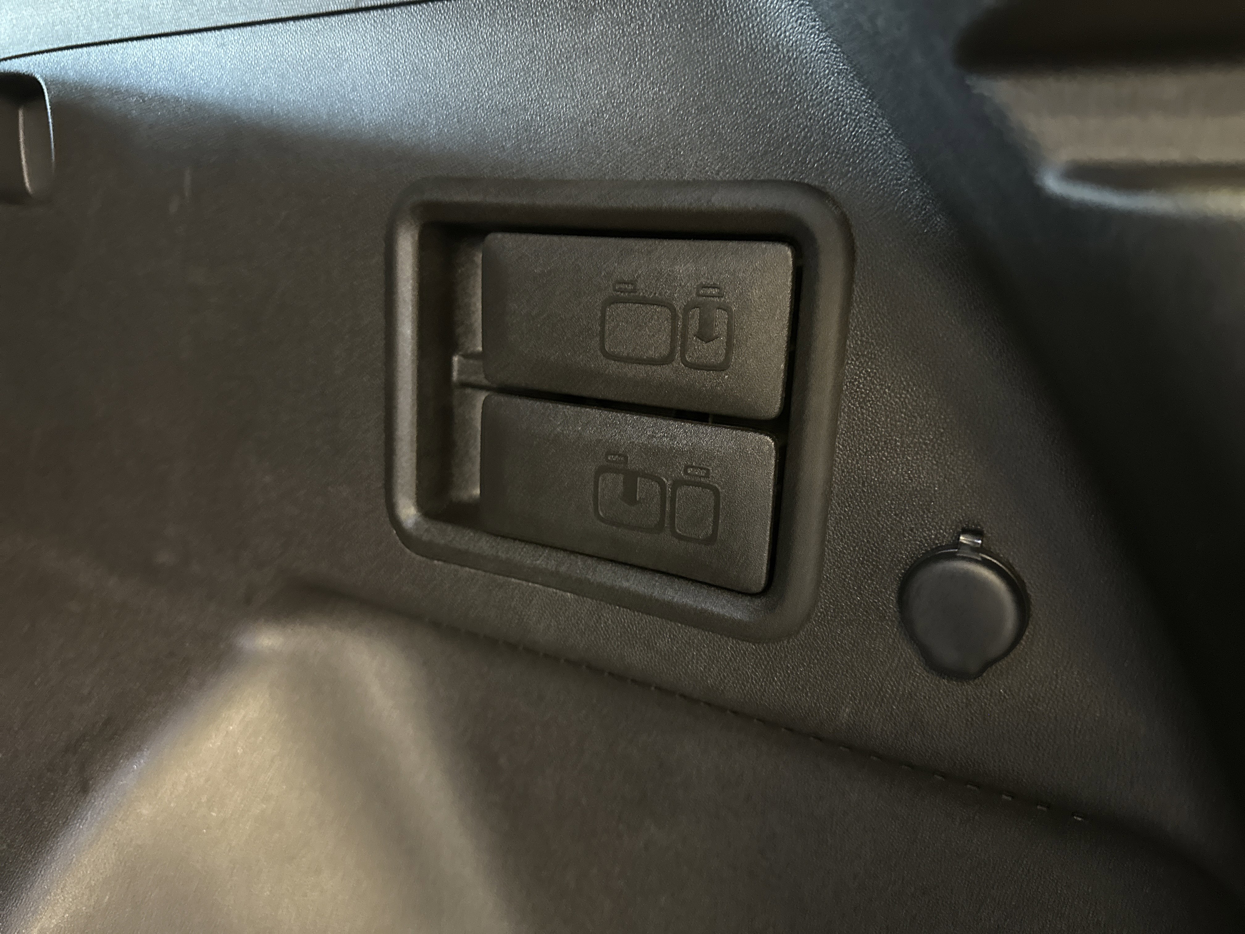 Used 2023 Chevrolet Equinox RS image 26