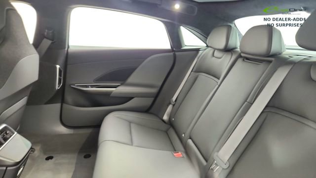 Used 2024 Lucid Air Touring image 29