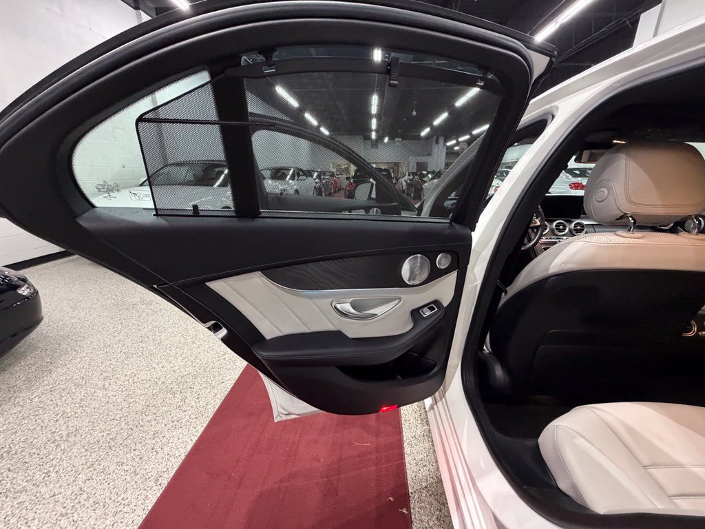 Used 2015 Mercedes-Benz C 400 4MATIC image 28