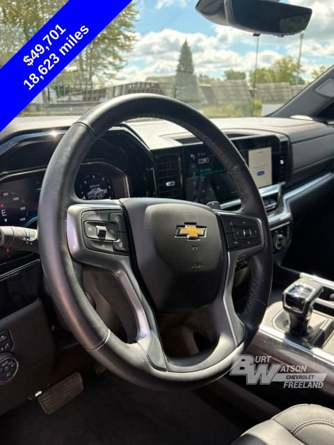 Used 2025 Chevrolet Silverado 1500 LTZ AWD/4WD image 17