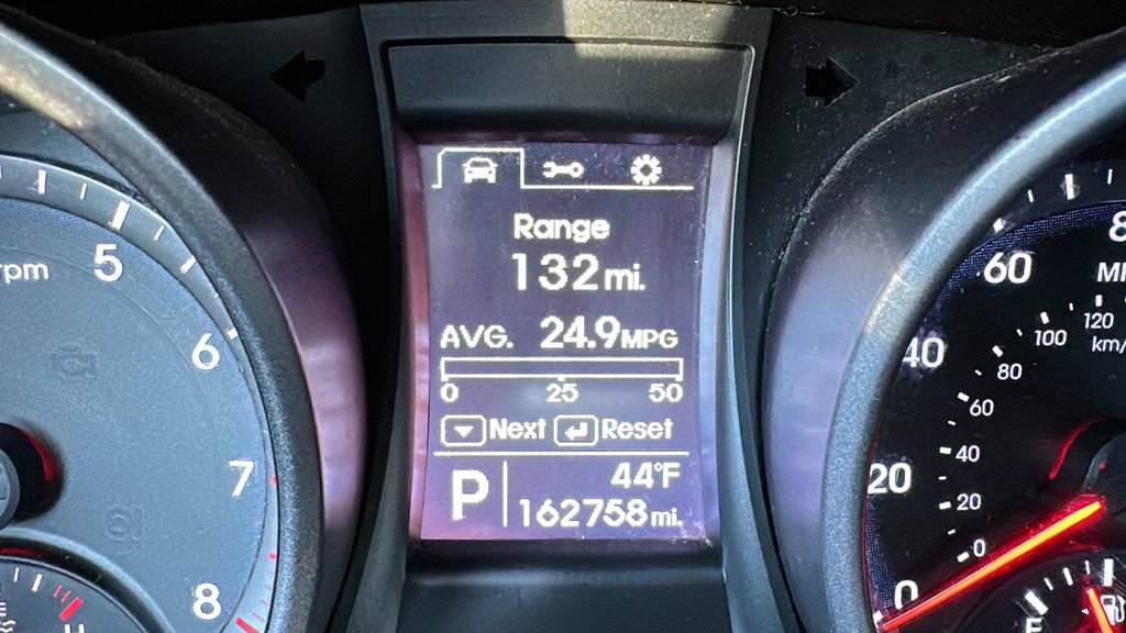 Used 2015 Hyundai Santa Fe Sport image 16