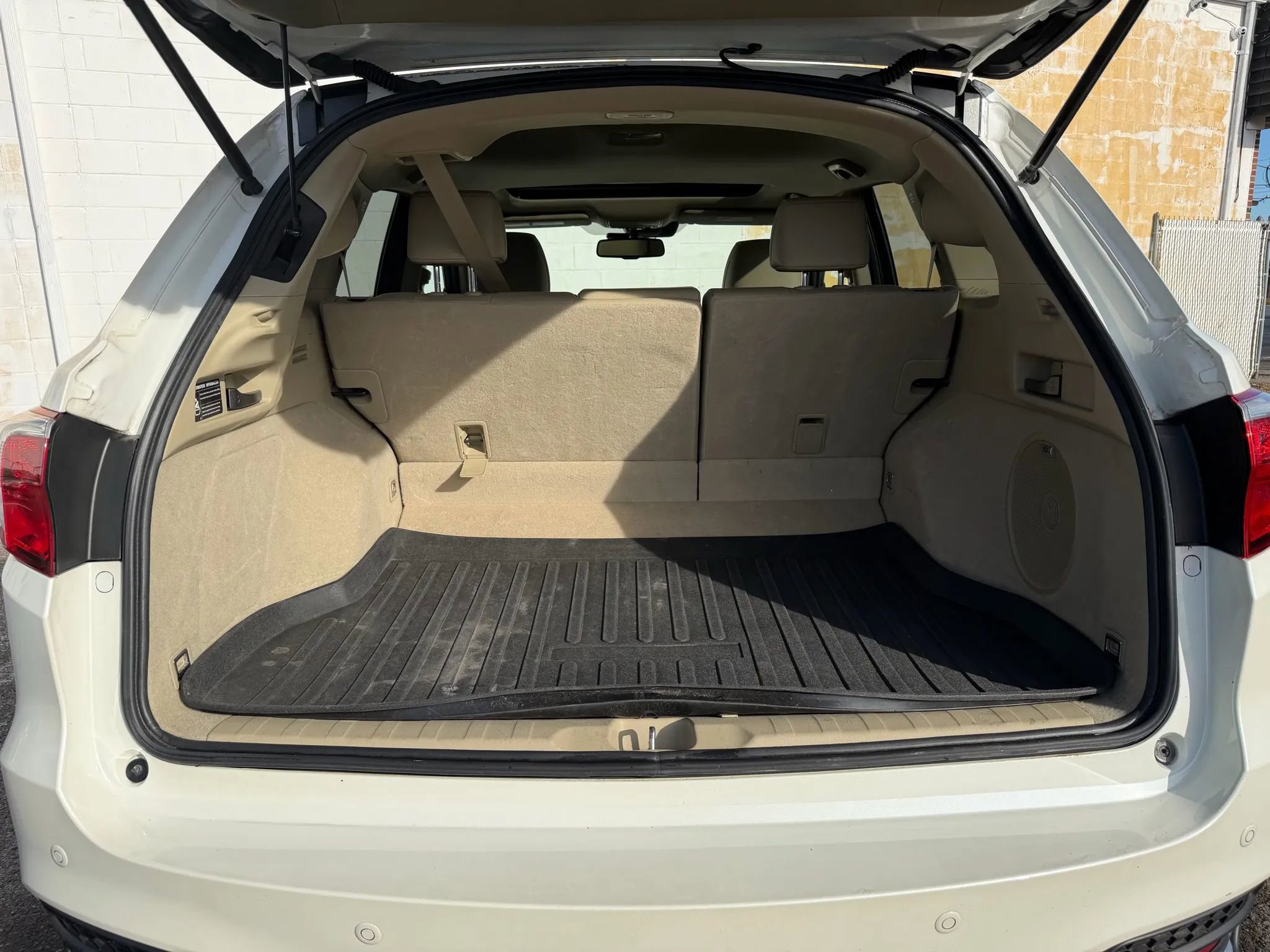 Used 2017 Acura RDX AWD w/ Advance Package image 15