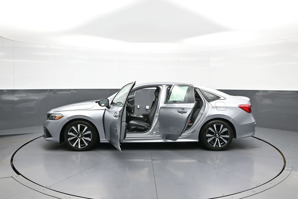 Used 2023 Honda Civic EX image 43