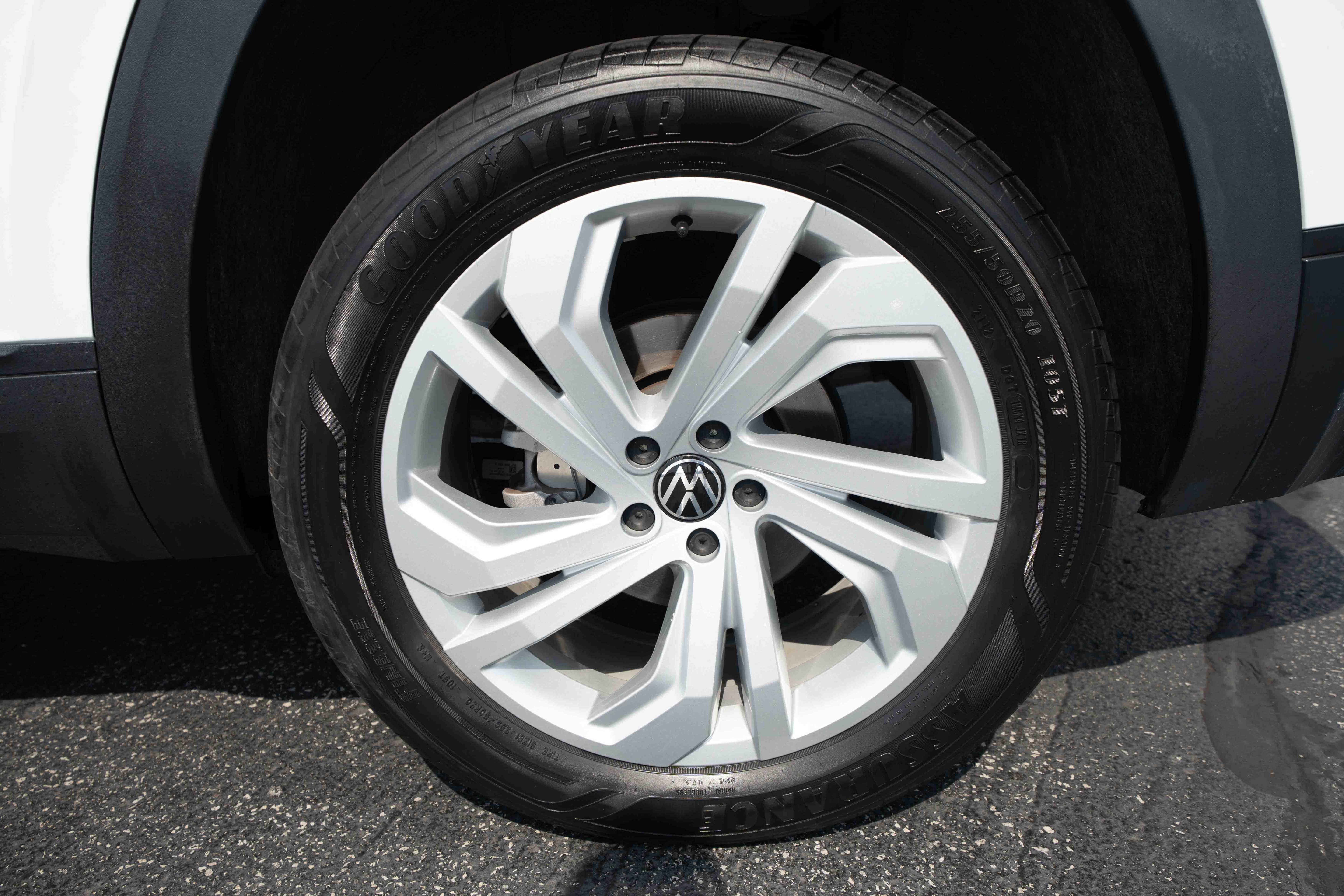 Used 2023 Volkswagen Atlas SE w/ Panoramic Sunroof Package AWD/4WD image 30