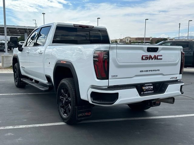 Certified 2025 GMC Sierra 3500 AT4 w/ Technology Package AWD/4WD image 12