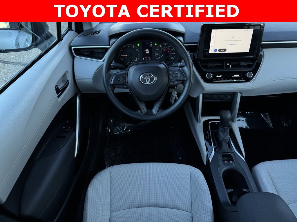Certified 2023 Toyota Corolla Cross L image 6
