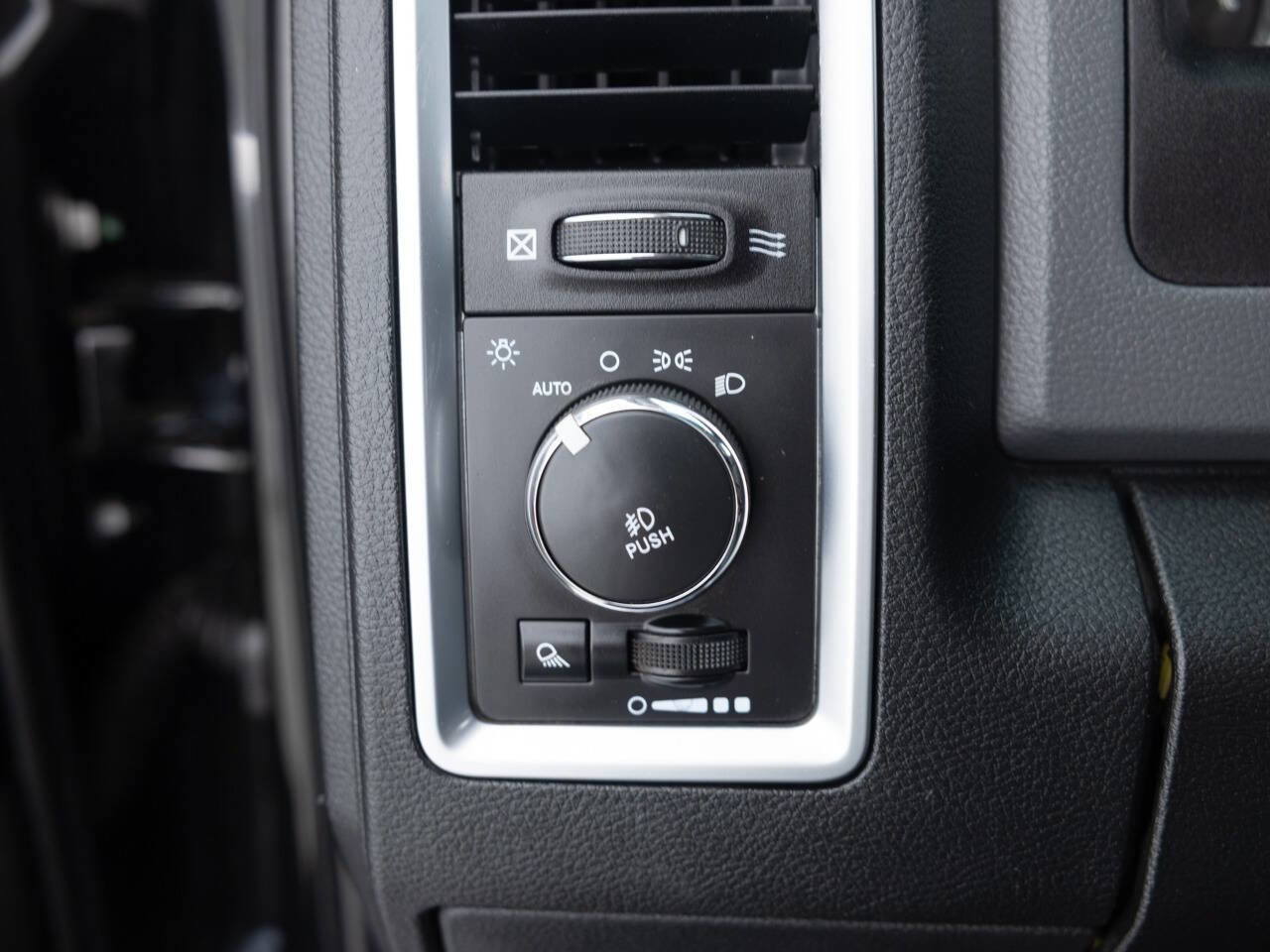 Used 2016 RAM 2500 Lone Star image 39