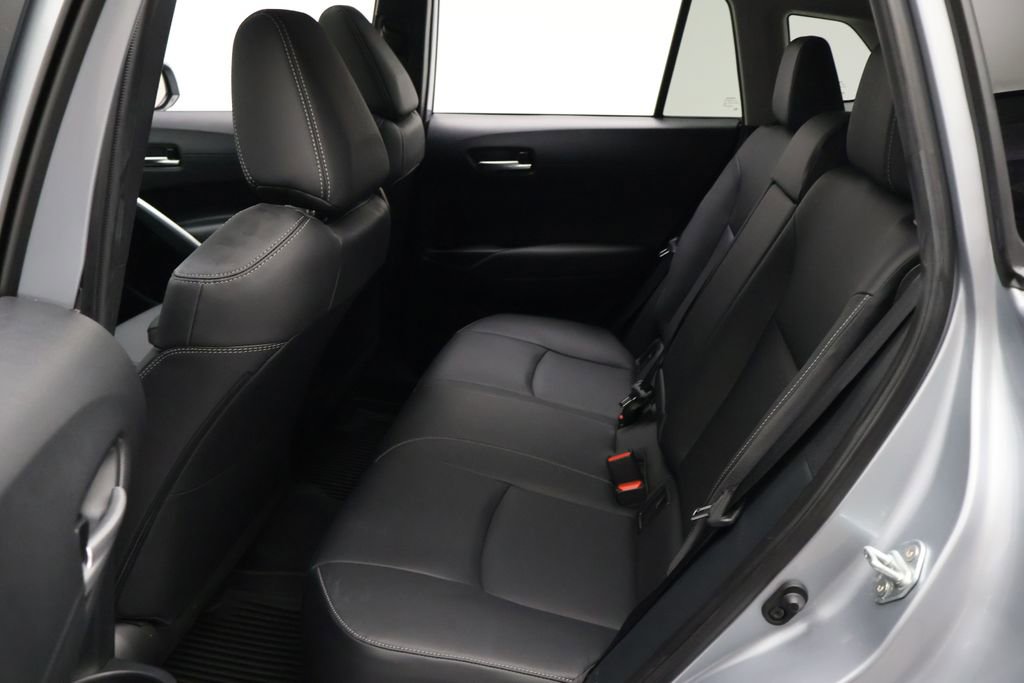 Used 2023 Toyota Corolla Cross XLE w/ Convenience Package FWD image 19