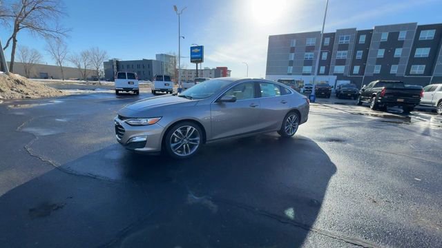 Used 2024 Chevrolet Malibu LT image 4