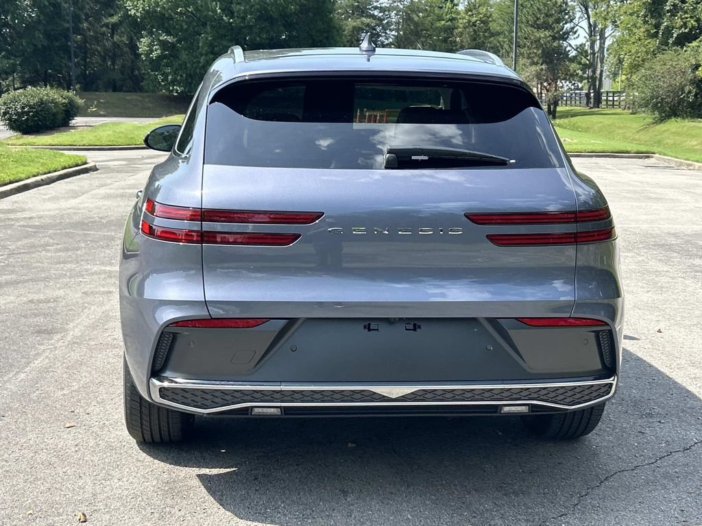 New 2027 Genesis GV70 2.5T Select AWD/4WD image 6