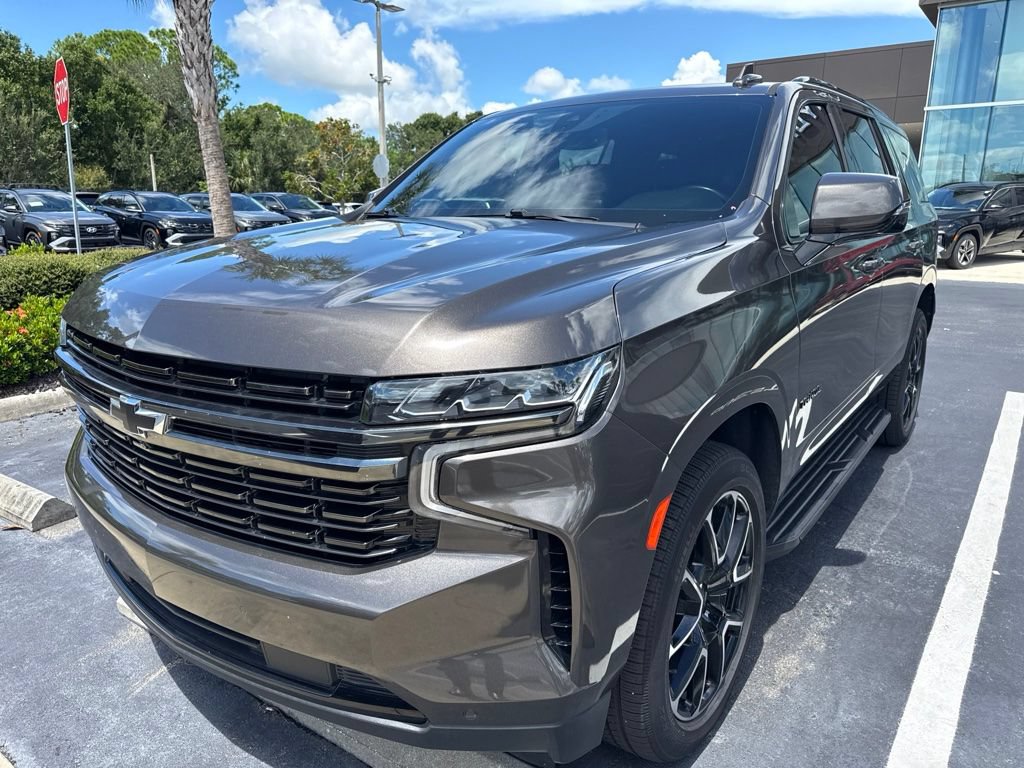 Used 2021 Chevrolet Tahoe RST w/ Luxury Package AWD/4WD video 1