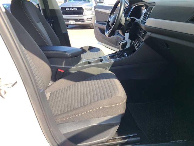 Used 2023 Volkswagen Jetta S image 17