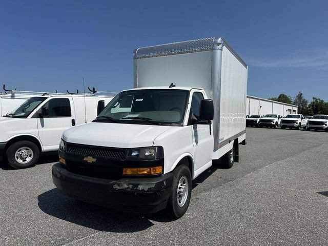 New 2024 Chevrolet Express 3500 w/ Power Convenience Package RWD image 2