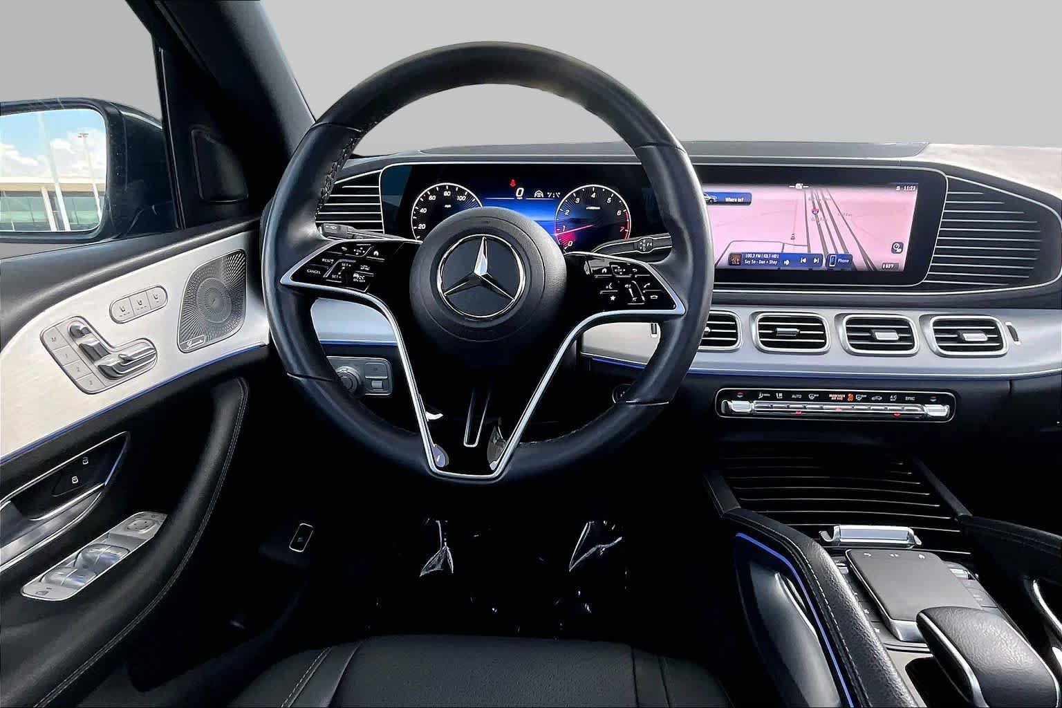 Used 2024 Mercedes-Benz GLS 450 4MATIC image 6