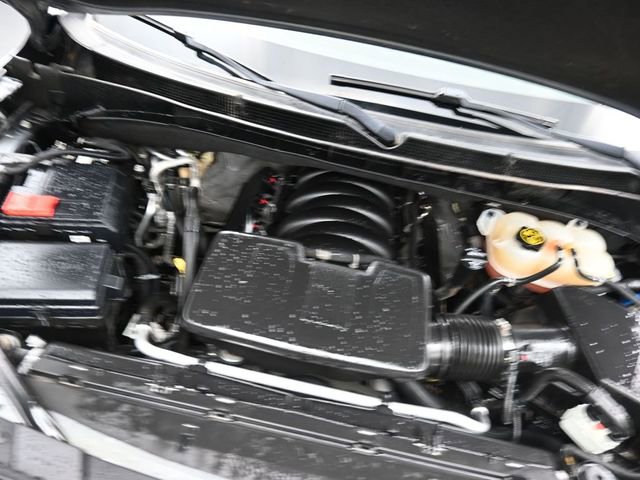 Used 2022 GMC Yukon AT4 image 32