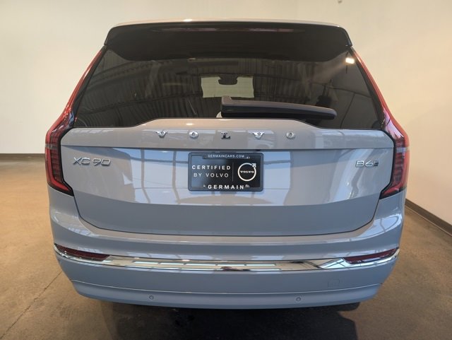 Used 2025 Volvo XC90 B6 Plus image 4
