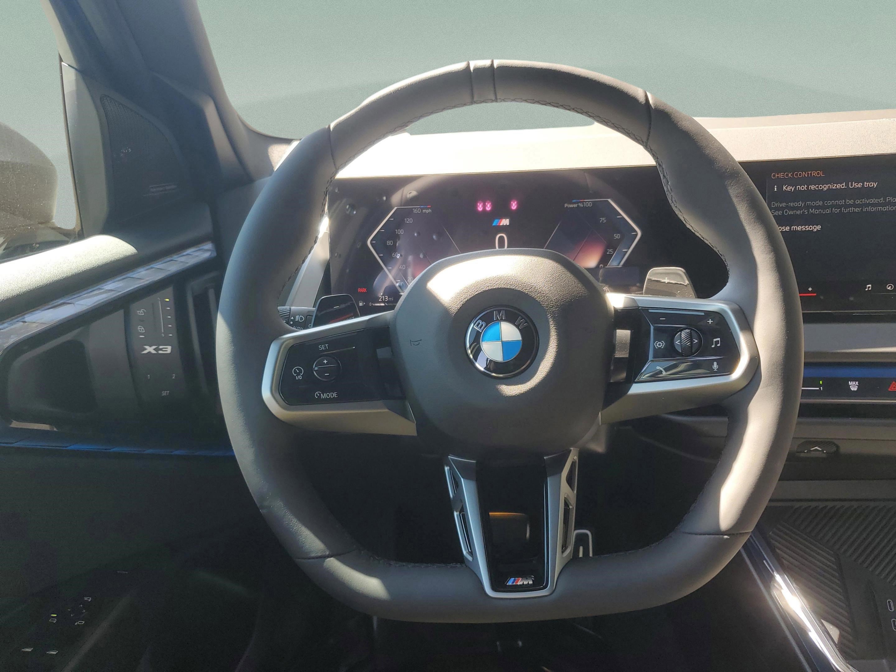 Used 2025 BMW X3 xDrive30i w/ Premium Package image 14