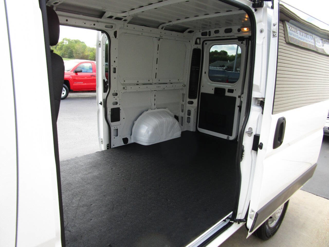 Used 2015 RAM ProMaster 1500 w/ Cargo Convenience Group image 15