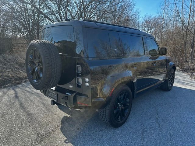 Used 2023 Land Rover Defender 110 X image 5