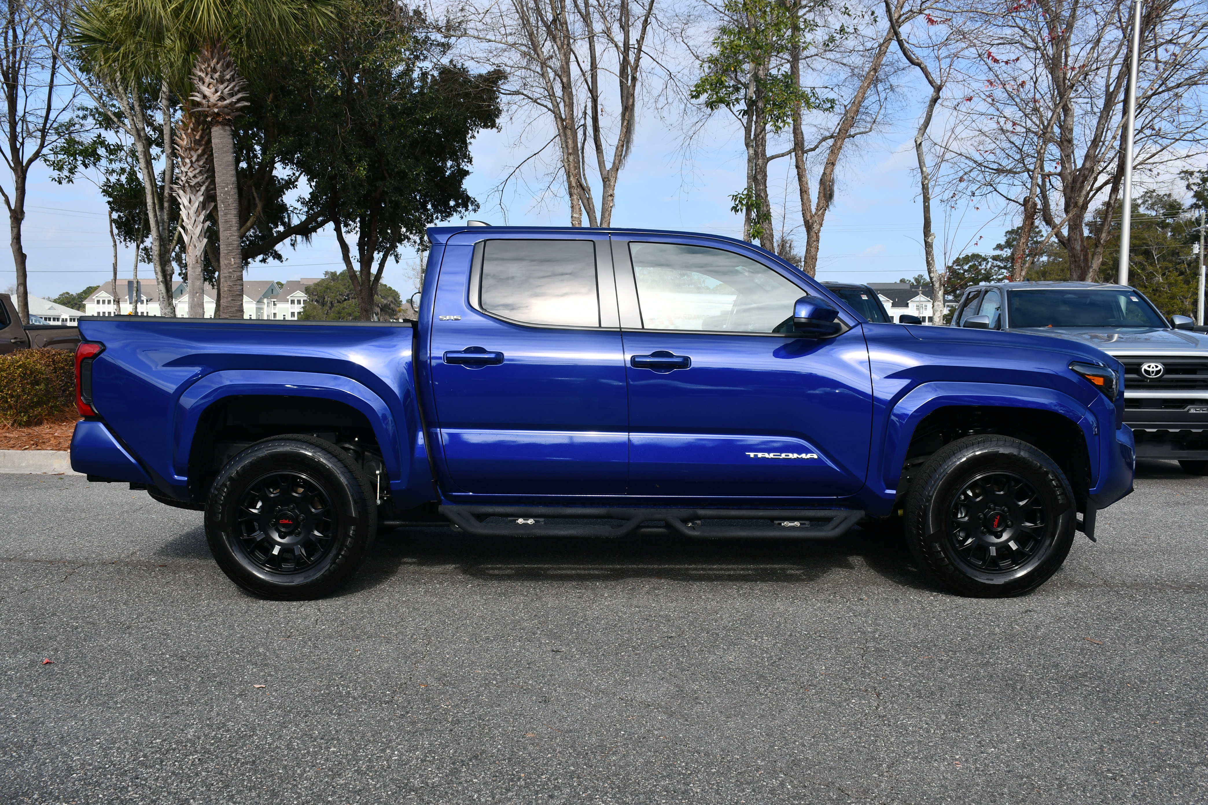 Certified 2025 Toyota Tacoma SR5 image 5