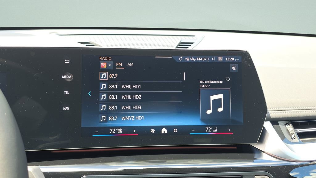 New 2026 BMW X1 xDrive28i AWD/4WD image 17