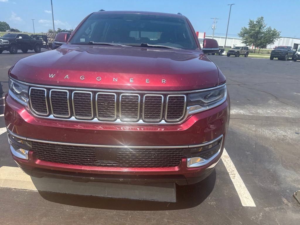 Used 2022 Jeep Wagoneer Series I w/ Convenience Group I AWD/4WD image 2