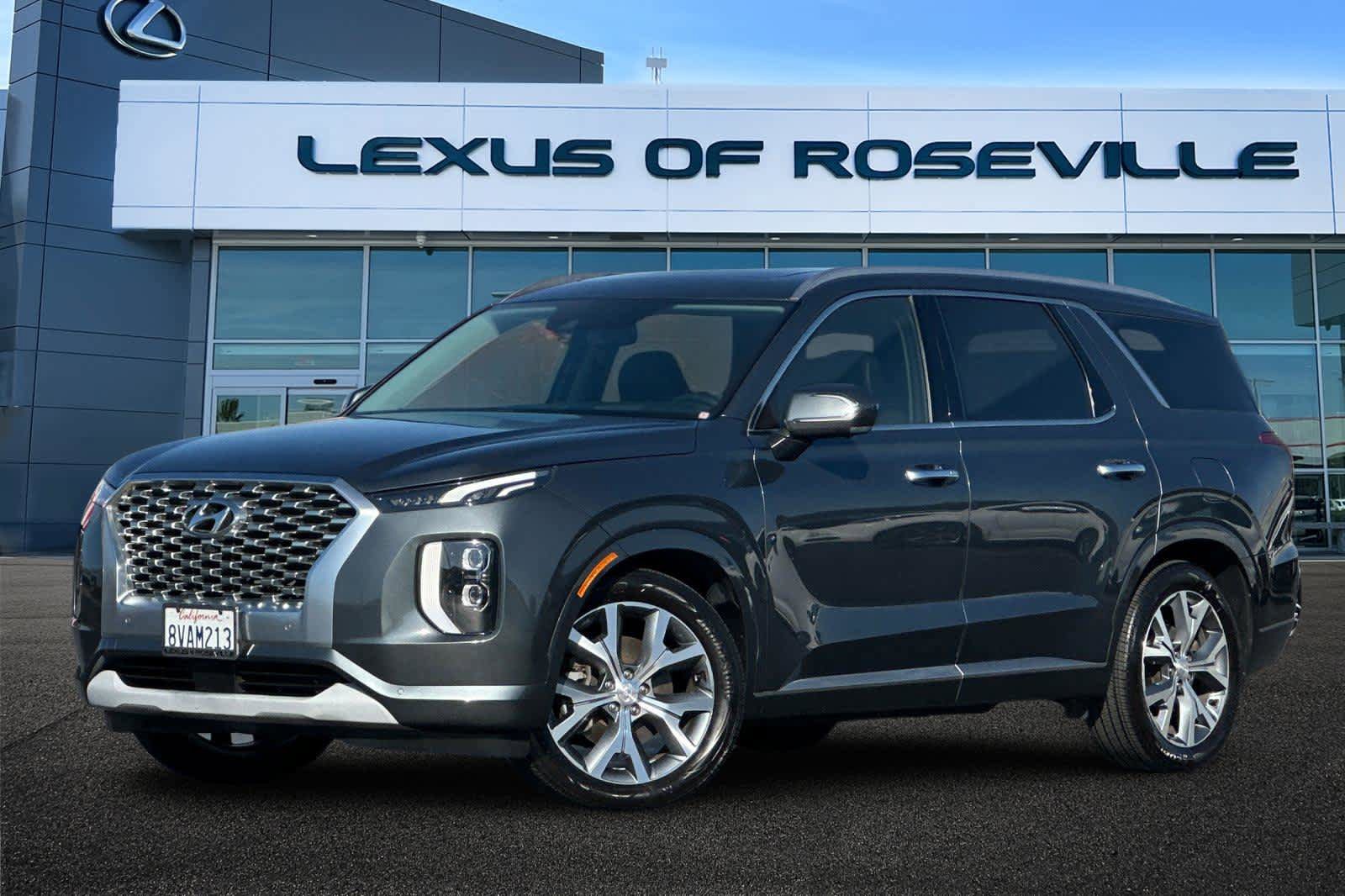 Used 2021 Hyundai Palisade Limited w/ Cargo Package FWD image 1