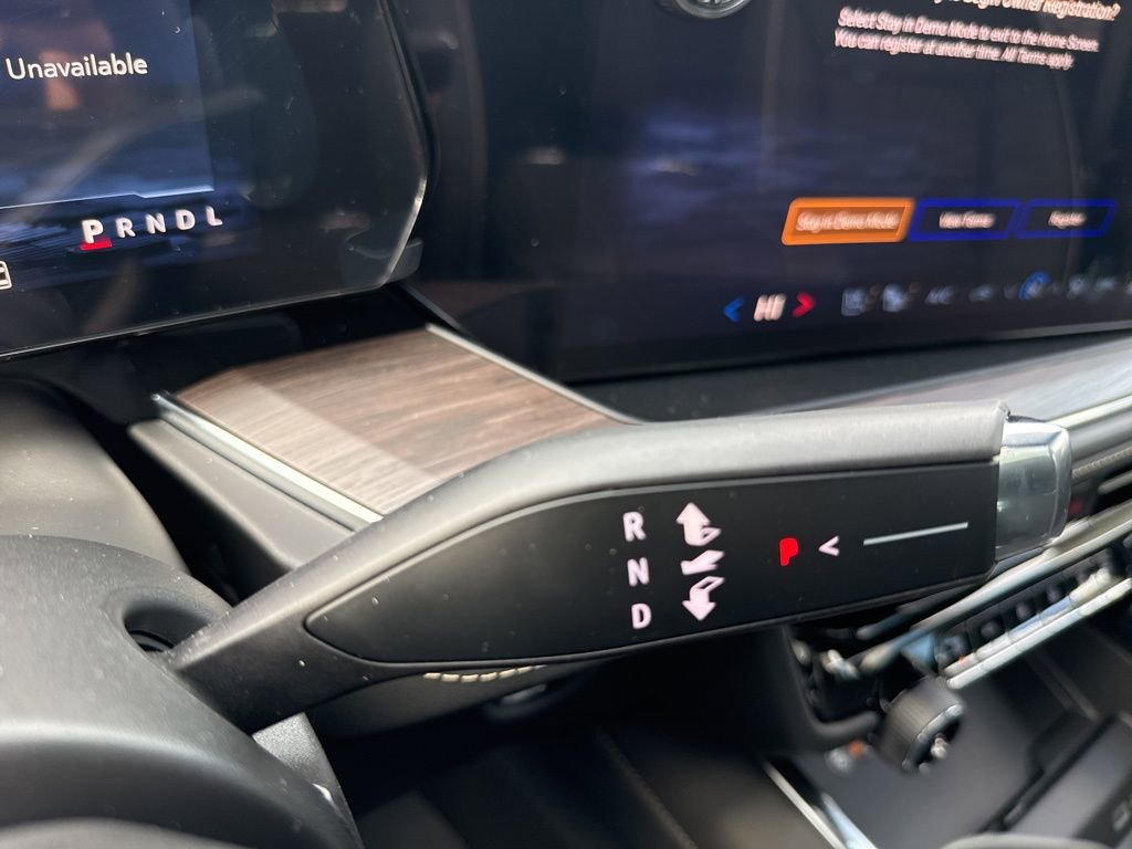 New 2026 Chevrolet Suburban Premier image 19