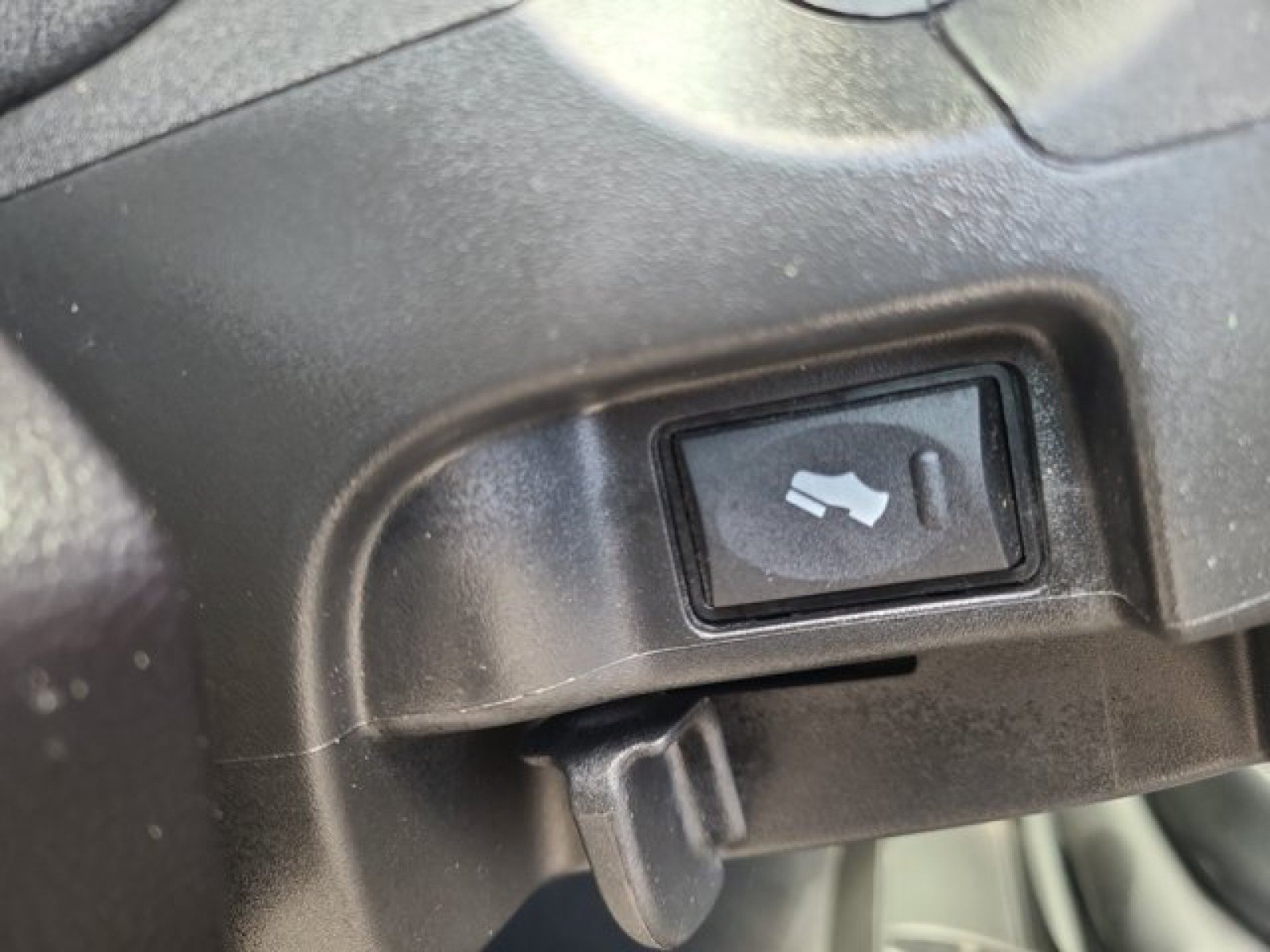 Used 2024 RAM 2500 Laramie w/ Safety Group AWD/4WD image 37
