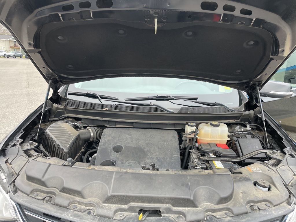 Used 2021 Chevrolet Traverse LT w/ LPO, Floor Liner Package image 62