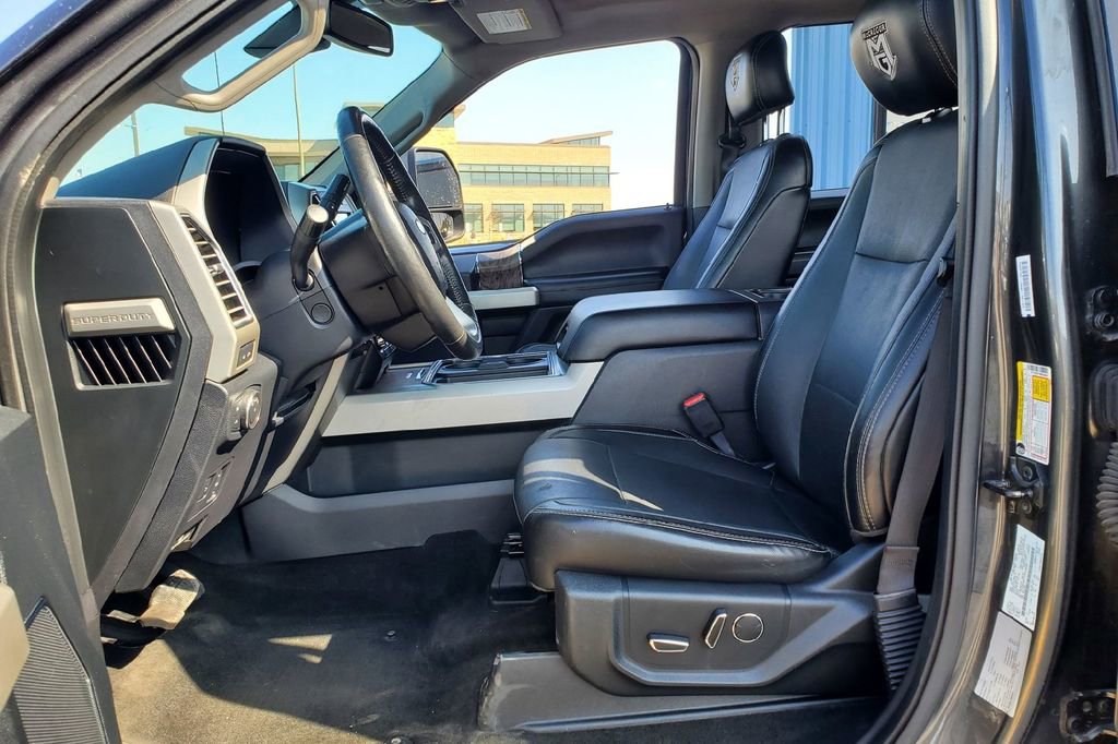 Used 2017 Ford F250 Lariat w/ Lariat Ultimate Package AWD/4WD image 10