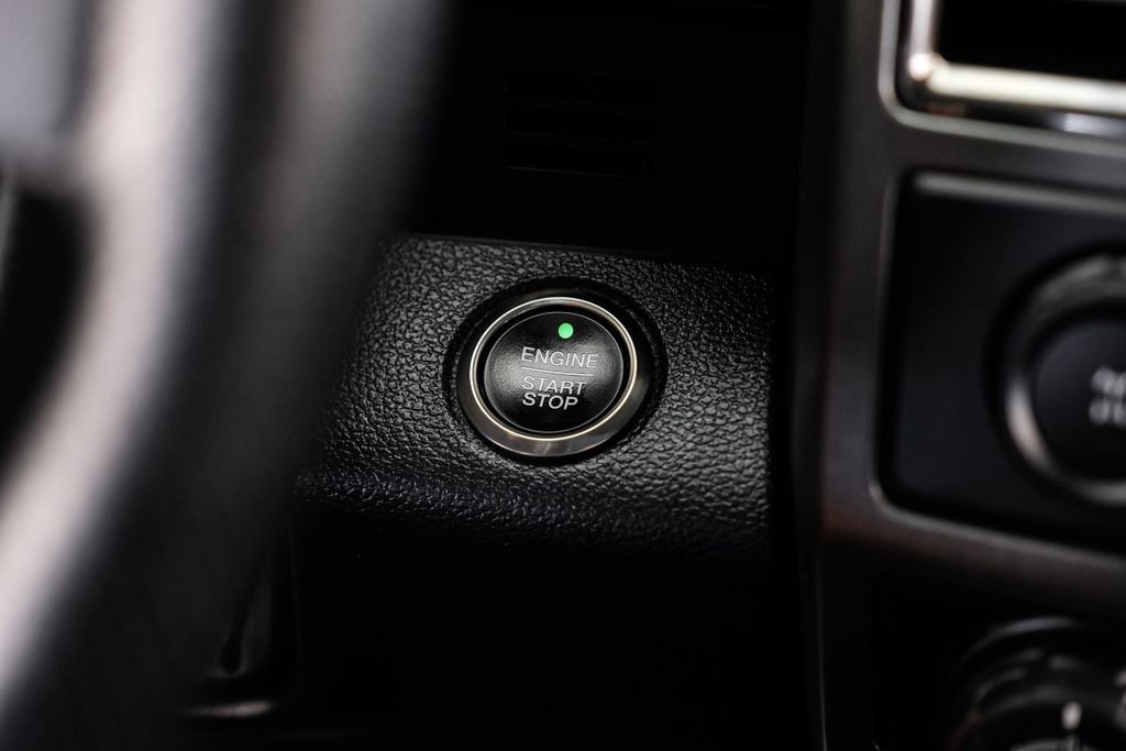 Used 2017 Ford F150 Raptor w/ Equipment Group 802A Luxury image 18