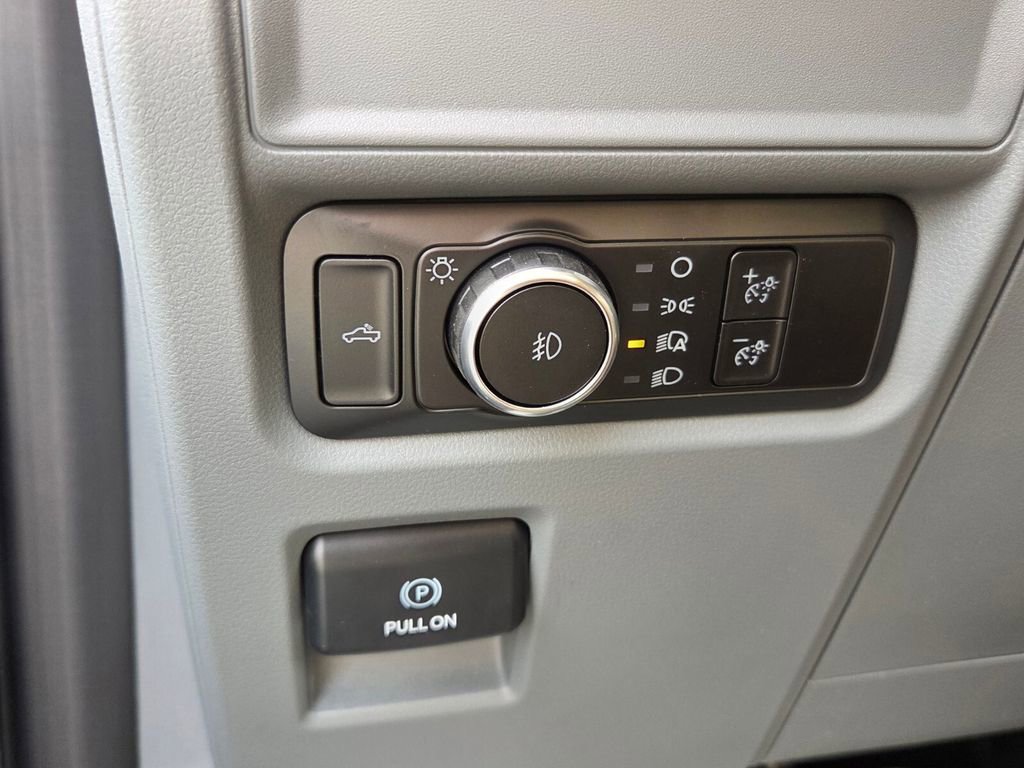 New 2026 Ford F150 XLT w/ XLT Chrome Appearance Package AWD/4WD image 28