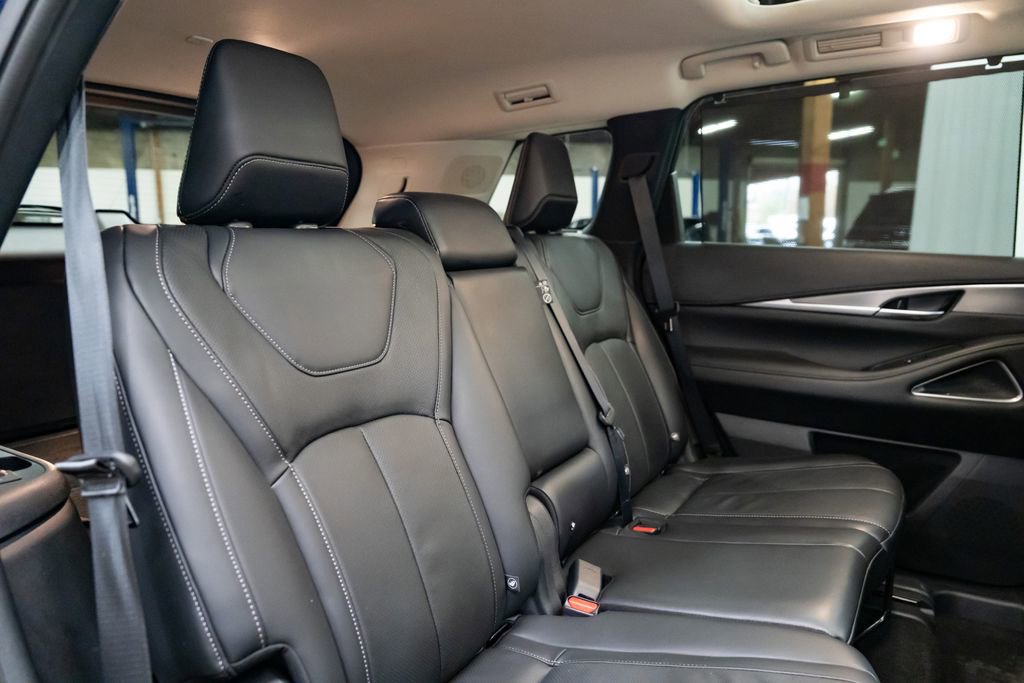 Used 2025 INFINITI QX60 Luxe image 34