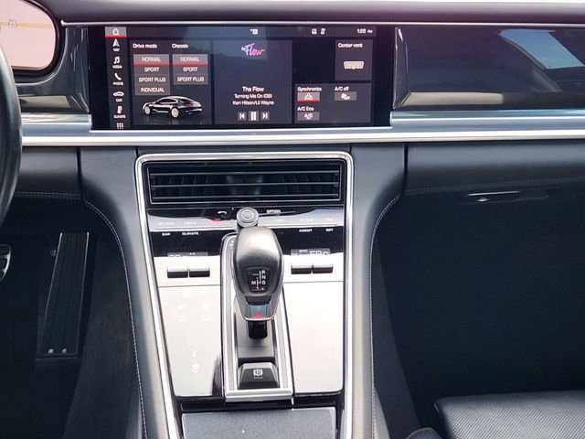 Used 2018 Porsche Panamera 4S image 14