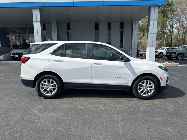 Used 2024 Chevrolet Equinox LS image 22