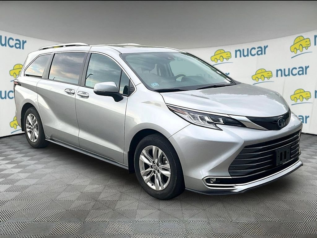 Used 2023 Toyota Sienna Limited AWD/4WD video 1